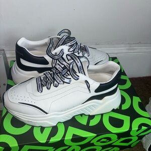 Men’s Dolce and Gabbana size 42 (9)